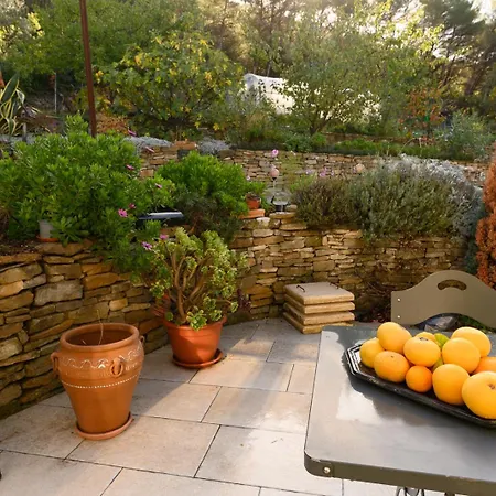 Holiday home Lou Pantail Ceyreste